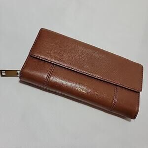 Fossil Women Brown Leather Clutch Wallet Trifold Vintage Zip Around Card Holder